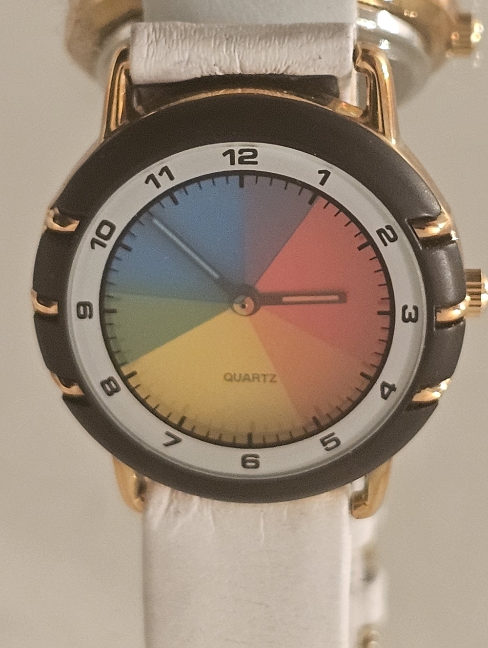 Le Jour Multicolor Dial White Strap Fashion Smartwatch